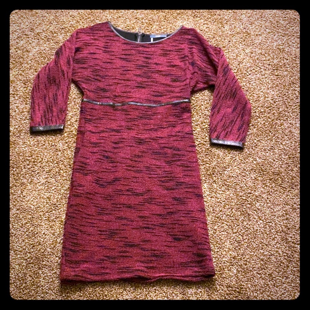 Tart dress size small